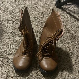 Brown Lace-Up Women's Boots